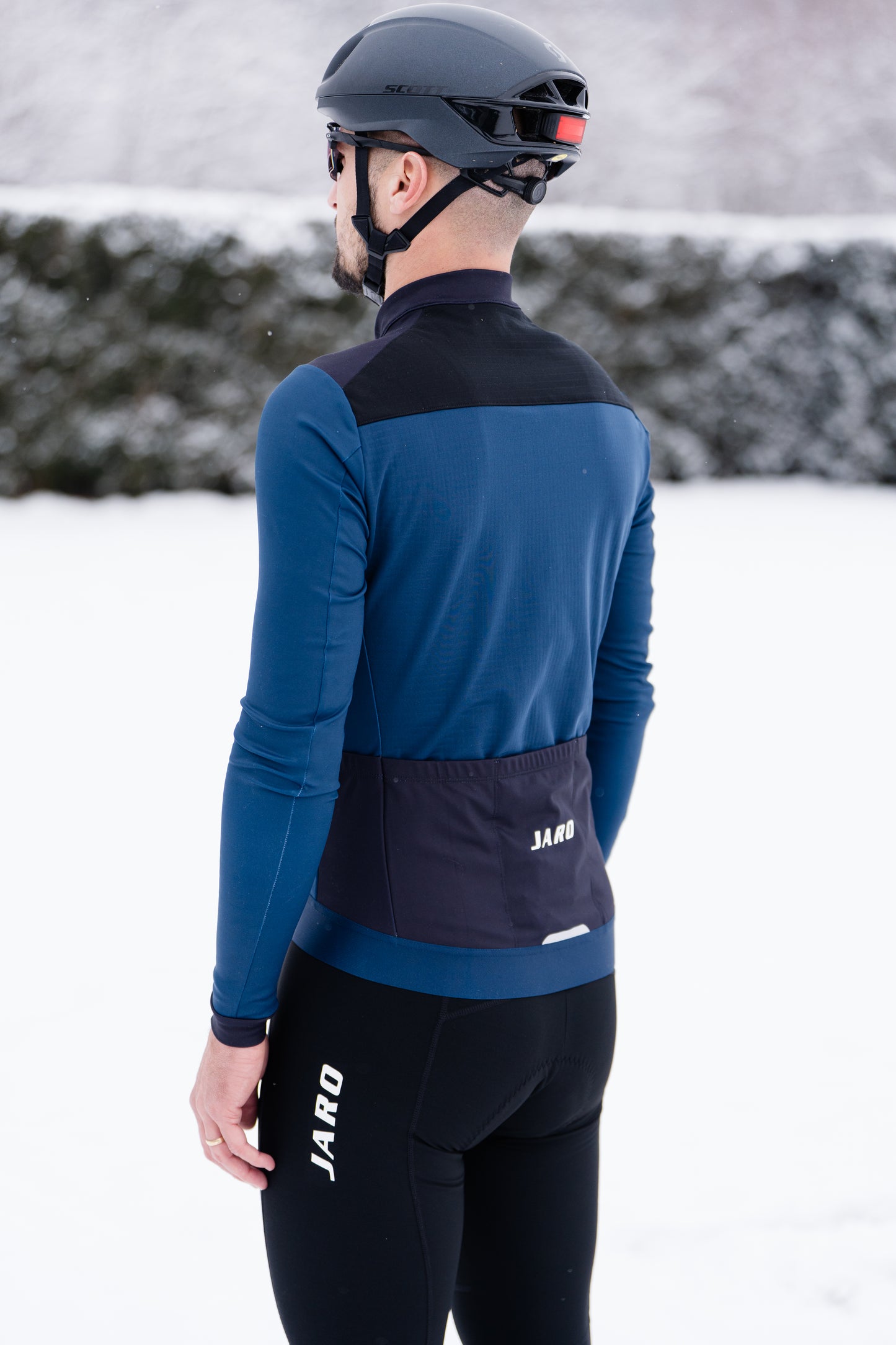 Long bib tight